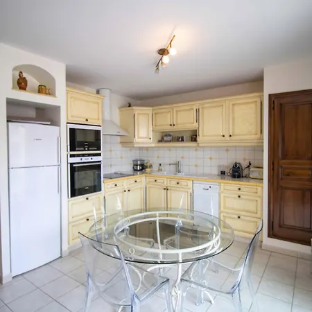 Bright Cocoon With Terrace And Sea View Сен-Рафаэль